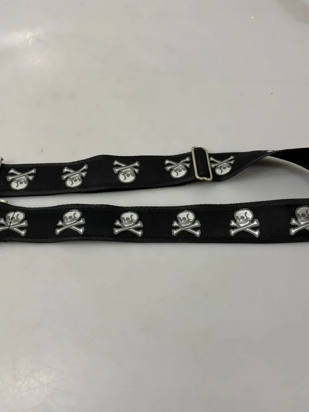 Black Fabric Silver Skull and Crossbones Seatbelt Style Adjustable Belt 2